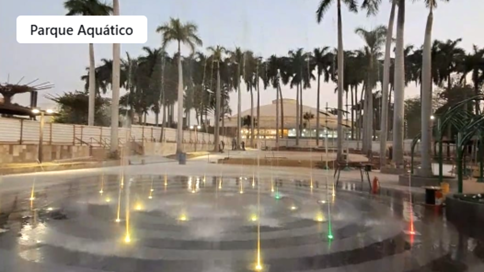 Complexo Aquático Praia Clube
